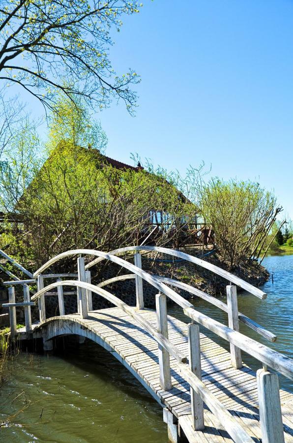 Dom Na Wodzie Mazury Villa Dzwierzuty Eksteriør billede